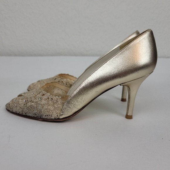Stuart Weitzman Vintage Gold Lace Peep Toe Leather Sole Heel Made in Spain - Picture 5 of 11